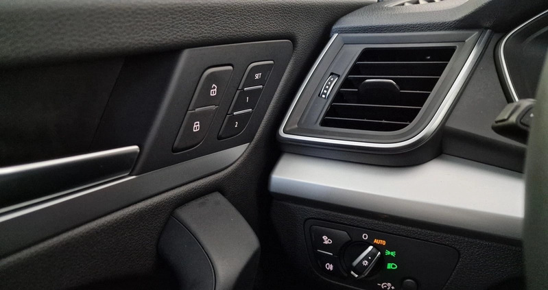 Audi Q5 Sportback cena 224900 przebieg: 27099, rok produkcji 2023 z Łobżenica małe 596